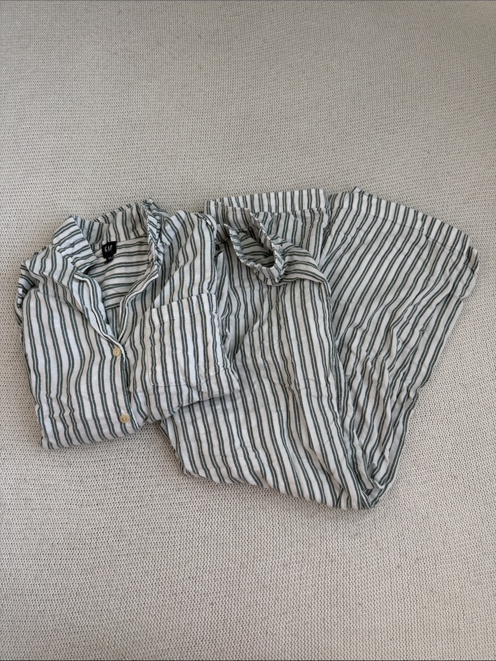 GAP Cotton Green/White Striped Pajama Set Size Medium